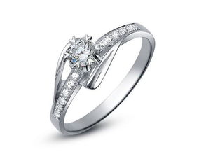 黃金首飾加工的工藝之美與廣州番禺東興珠寶首飾廠的零售價(jià)值